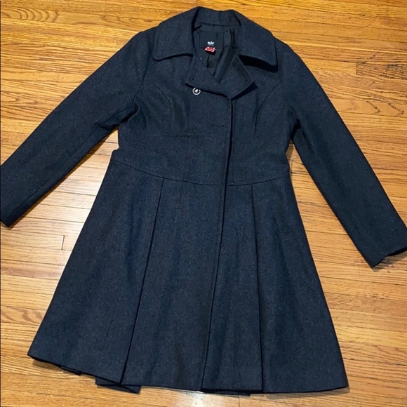 Massimo Jackets & Blazers - EUC Gray Wool pleated Coat